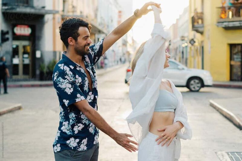 Alicante Salsa Lovers Dance Experience - Key Points