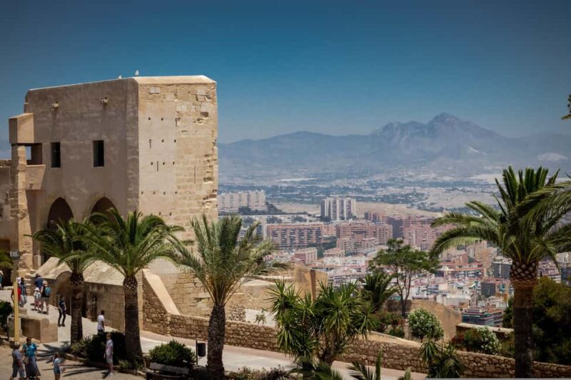 Alicante Shared Tour Old town, Elche & Huerto del Cura Grdns - Explore Alicante’s Historic Old Quarter with an Expert Guide