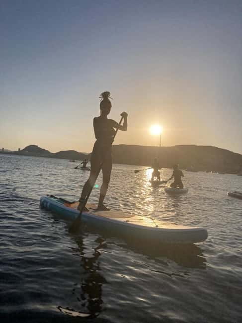 Alicante: Stand-Up Paddleboard Rental - Friendly and Multilingual Service