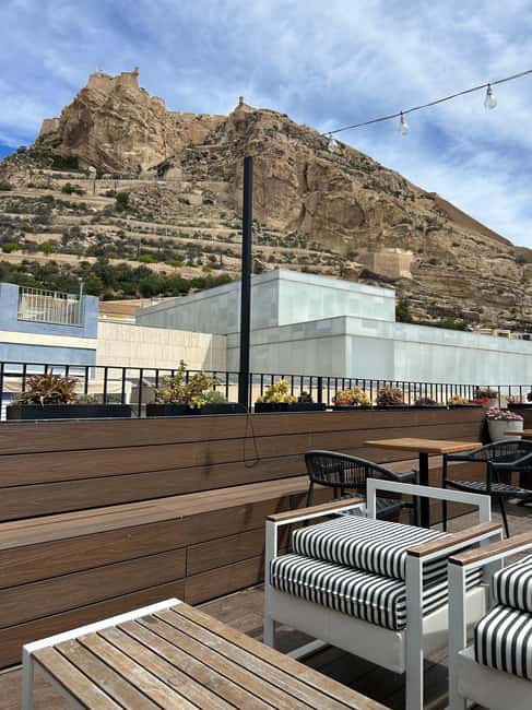 Alicante Tapas Tour with a visit to the Central Market - Exploring Alicante’s Central Market: The Starting Point