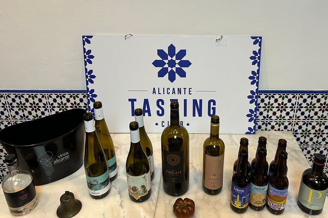 Alicante Wine Tasting and Tapas Club - The Atmosphere and Setting of the Club