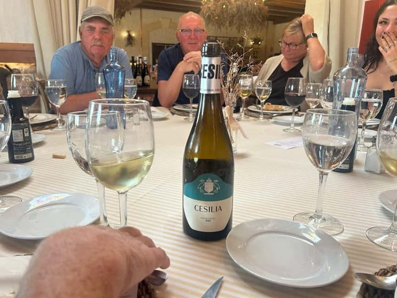 Alicante: Wine Tour and Lunch with Bodega Visit and Novelda - Guided Visit and Tasting at Bodega Sicilia Clásica