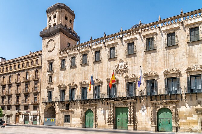 Alicantes History and Highlights: Self-Guided Walking Tour - Exploring Alicante City Hall and Plaza Santa Faz