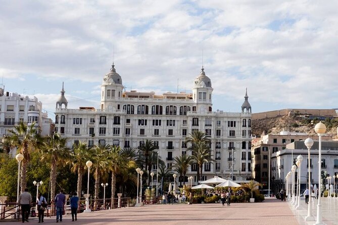 Alicantes History and Highlights: Self-Guided Walking Tour - Learning About Festivals at the Bonfire Museum