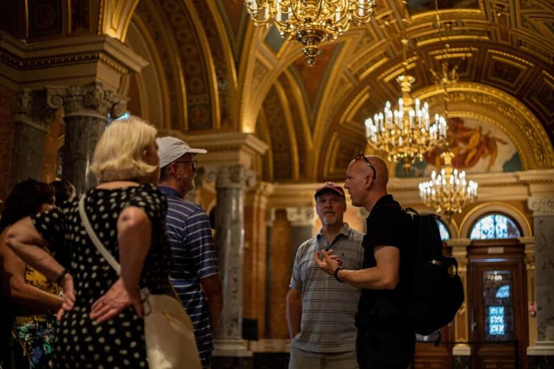 All About Budapest: 6-hr Walking Tour with 3-course Lunch - Discover Budapests Top Landmarks in a 6-Hour Walking Tour