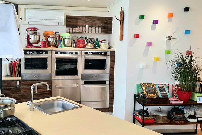 All about meringue: a pastry & culinary arts workshop in Paris - Emphasizing the Cultural Dimension of French Pastry