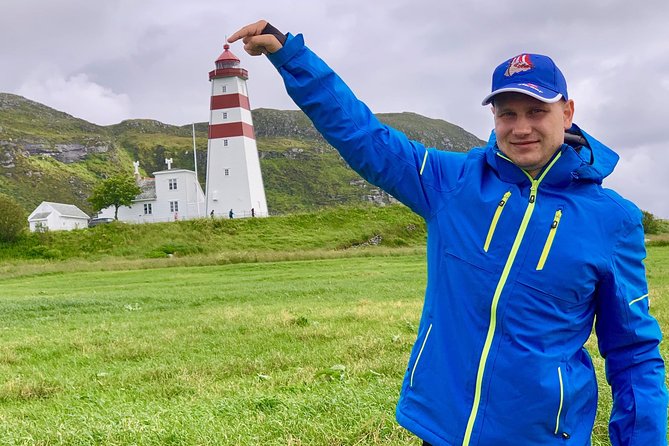 All Alesund Highlights in one tour - Alnes Lighthouse and Atlantic Ocean Shoreline