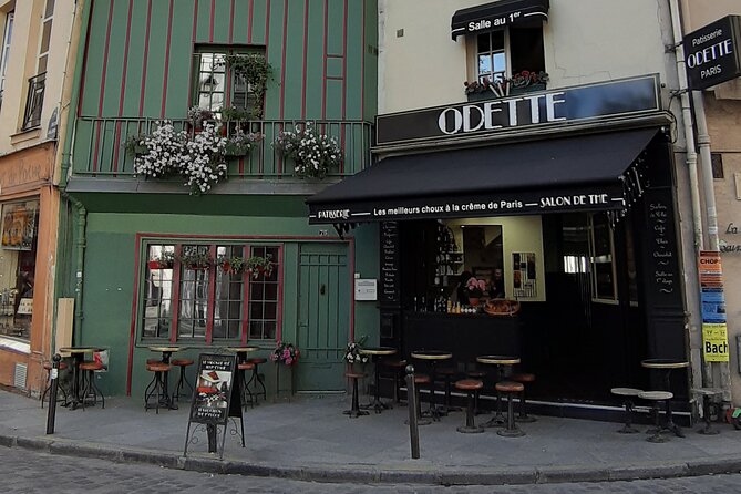 All Day Private Tour Sightseeing includes Tastings and Metro Pass - Admiring the Opéra Garnier and Surrounding Neighborhood