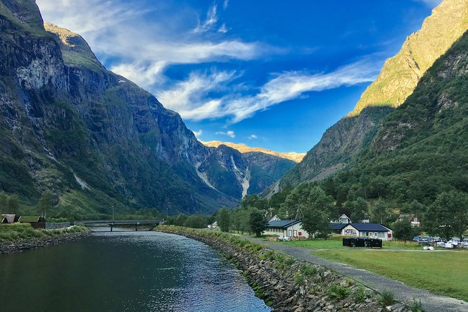 ALL ELECTRIC: Emission free tour to the World Heritage Fjords, 13 hours - Flåm and the Flåmsbana Railway Adventure