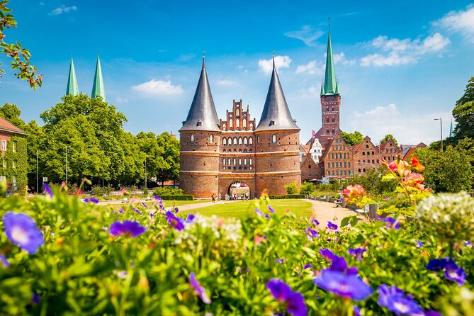 All-in-One: Beautiful Lübeck: Shore Excursion from Kiel Port - Personal Free Time for Shopping and Tasting