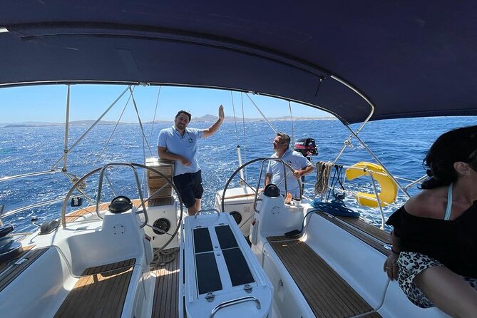 All incl. Rhenia & sunset from Little Venice (12 pax) free trans - Meeting Points and Logistics