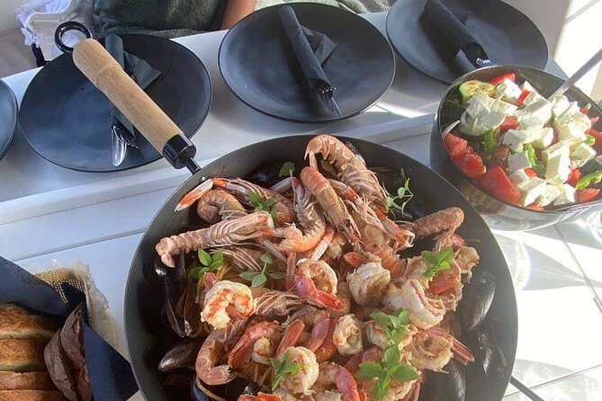 All inclusive Delos & Rhenia Islands tour up to 12 pax (free transportation) - Comfort, Connectivity, and Group Size