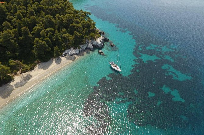 All-Inclusive Full-Day Cruise & Lunch - The Crew and Captain: Personal Touch and Expert Care