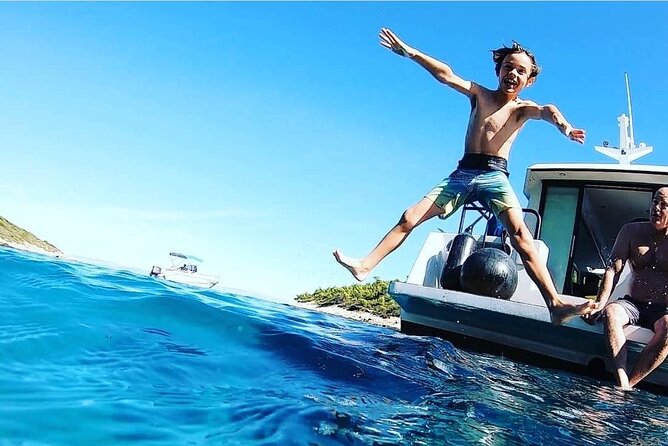 All-inclusive Gastro Blue Cave Tour from Split - Handling Weather and Unexpected Changes