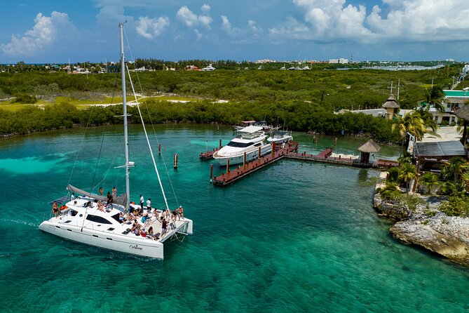 All Inclusive Isla Mujeres Catamaran - Onboard Food, Drinks, and Amenities
