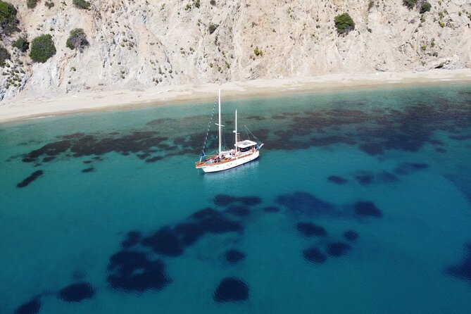 All-Inclusive Sailing Cruise-Skiathos & Nearby Islands with Lunch - Departure from Skiathos Port and Meeting Details