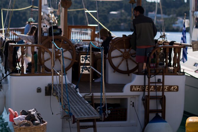 All-Inclusive Sailing Cruise-Skiathos & Nearby Islands with Lunch - The Crew: Friendly, Knowledgeable, and Helpful