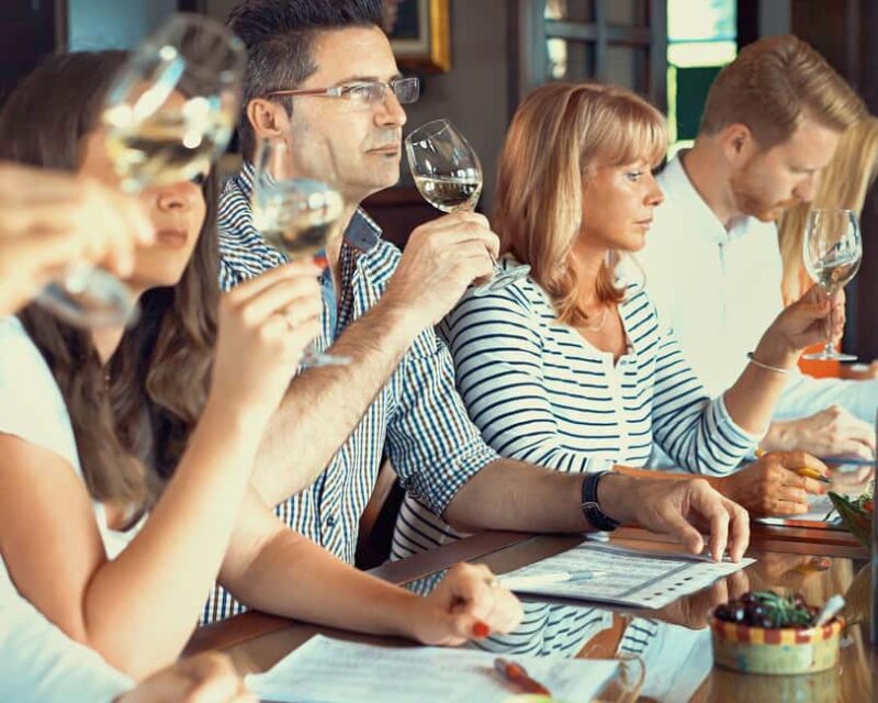 All of Alicante with the Castle, Market, and Tapas. Small group, max 6 people - Explore Alicante’s Top Sights with a Personal Touch