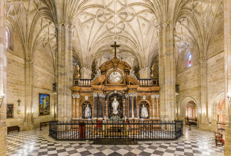 Almería: Cathedral Entry Ticket - Accessibility and Restrictions at the Cathedral