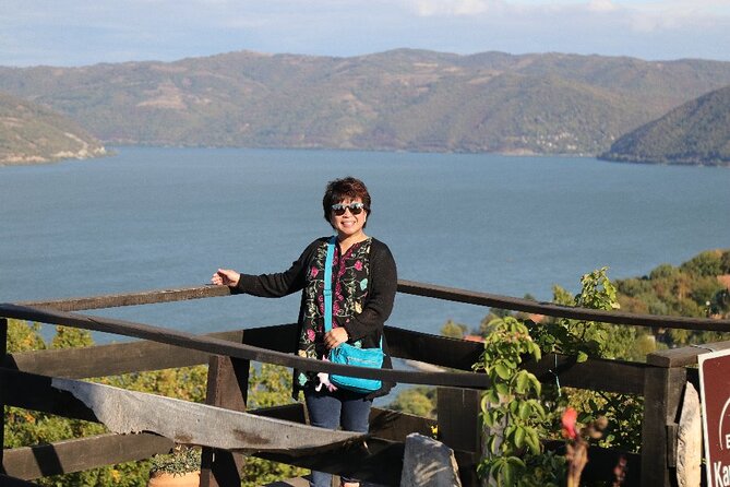 Along the Danube: Golubac Fortress & Iron Gate Gorge day trip from Belgrade - Traditional Lunch Overlooking the Danube (Optional)