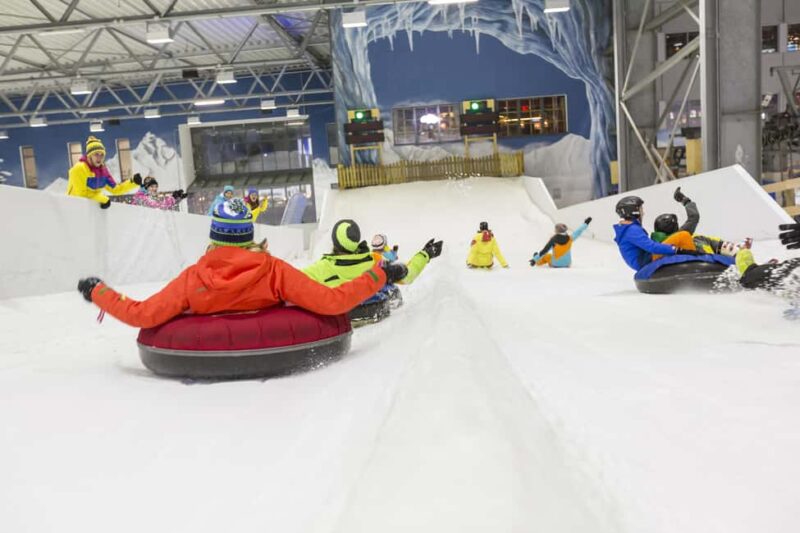 Alpenpark Neuss  1-hour toboggan ticket - Exciting Snow Adventures in Northern Germany Without the Mountains