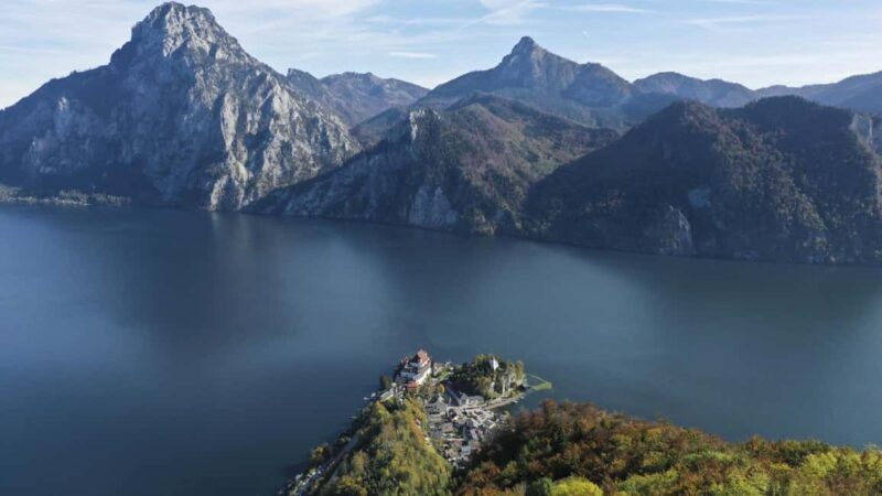 Alpine Beauty & Fairytale Towns: Hallstatt & Salzburg Tour - Explore Austria’s Most Scenic Towns in a Day