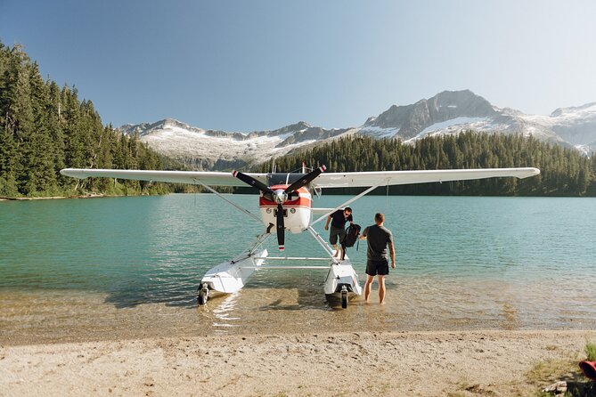 Alpine Lake Flightseeing Experience from Squamish - Starting Point at Squamish Airport Offers Convenience and Comfort