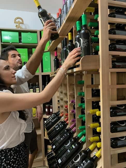 Alpujarra of Almería: Organic Wine tour and vegan aperitif - Scenic Walks and Seasonal Grape Varieties