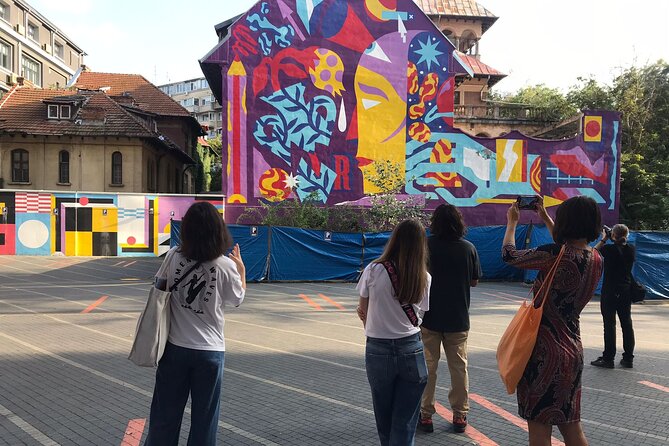 Alternative Bucharest: 2.5-3 Hours Walking tour (Small groups) - Discovering Bucharest’s Street Art Starting at Izvor Park