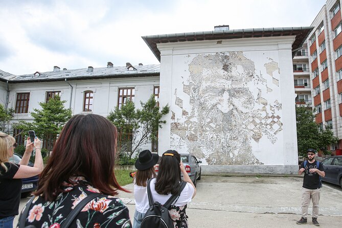 Alternative Bucharest Walking Tour - Exploring Bucharest’s Street Art at Memorialul Renașterii