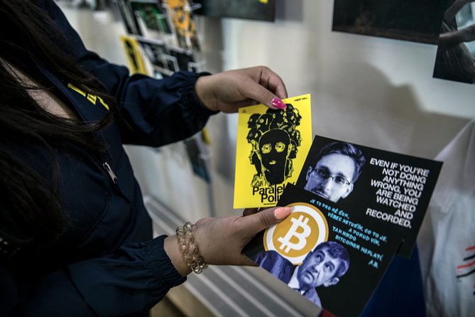 Alternative Prague Walking Tour - Exploring Prague’s Underground and Political Scenes at Cross Club and Kotva