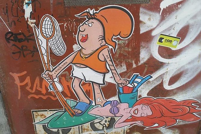 Alternative Street Art Walking Tour of Budapest - Ending at Szimpla Kert and the Ruin Bar Culture