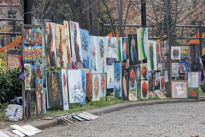 Alternative walking tour New Tiflis and backstreets - Visiting the Roman Catholic St. Peter & Paul Church