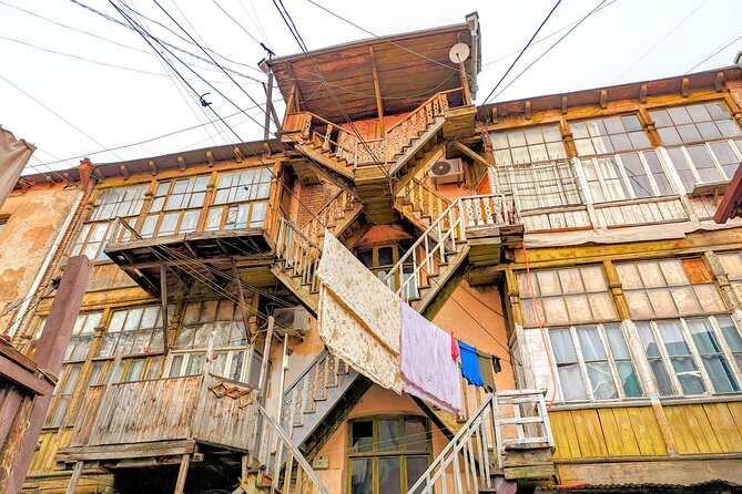 Alternative walking tour New Tiflis and backstreets - Discovering the Kote Marjanishvili State Drama Theatre