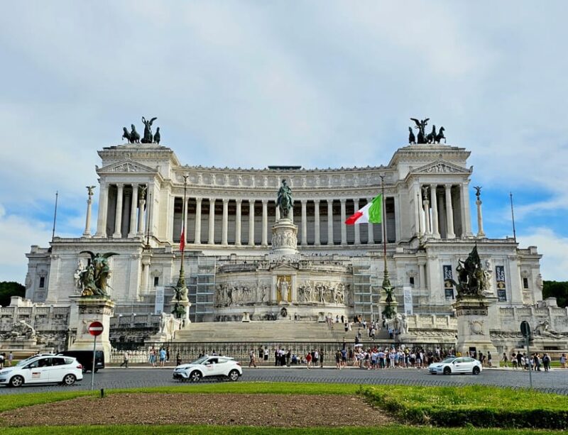 Alternative Walking Tour of Rome's City Center & Hidden Gems - Practicalities and Tour Length