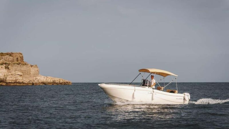 AMALFI COAST FULL DAY PRIVATE TOUR ON ALLEGRA21 - Cruising Along the Sorrento Coast and Visiting the Baths of Queen Giovanna