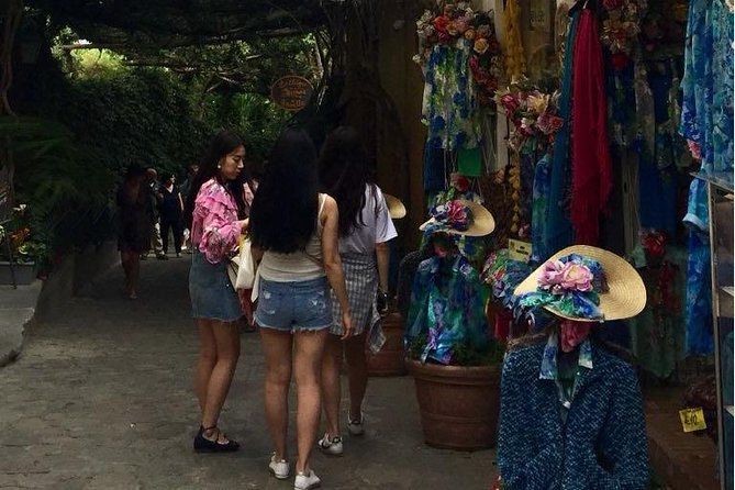 Amalfi Coast: full-day tour from Rome with assistant - Shopping and Relaxation in Positano