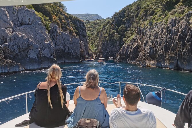 Amalfi coast private boat tour from Sorrento - 7 hours - The Mythical Li Galli Islands