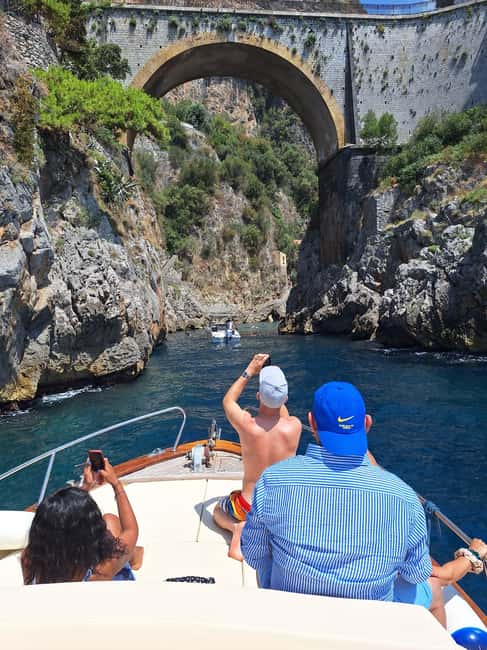 Amalfi Coast Private Boat Tour - Flexibility and Personalization with the Skipper