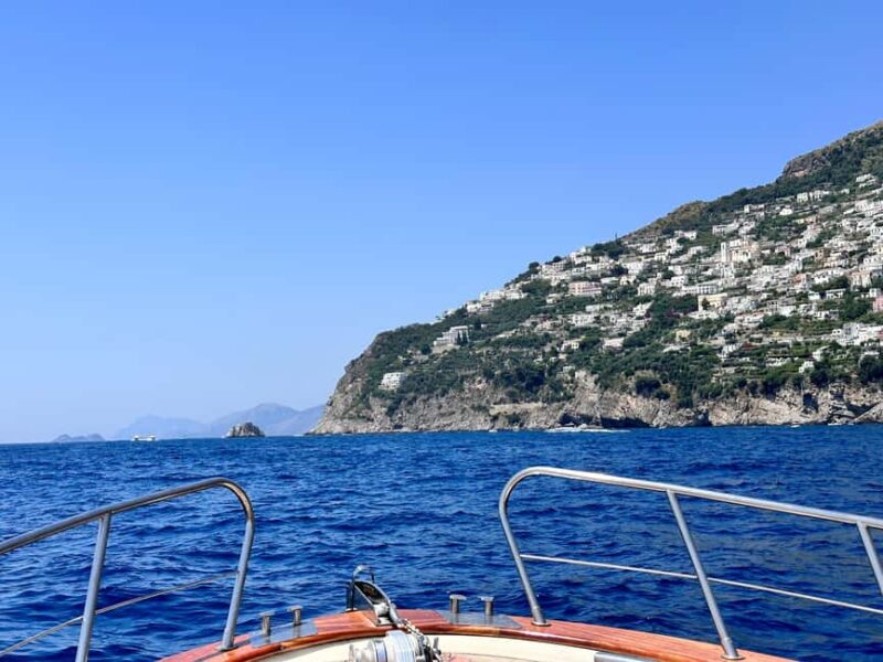 Amalfi Coast Private Half Day Tour from Positano/Praiano - Comfort and Amenities Aboard the Boats