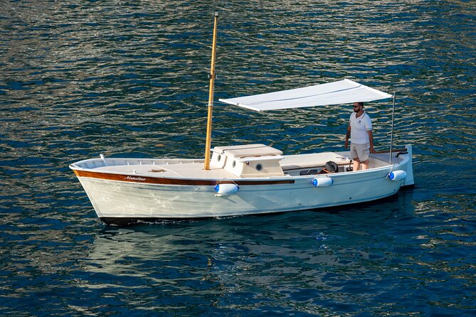 Amalfi coast tour with aperitif and music!! - Dive into the Amalfi Coast by Boat with Aperitif and Music