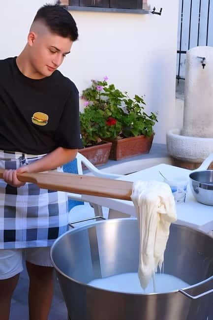 Amalfi: Make Gnocchi, Mozzarella and Tiramisù - Key Points