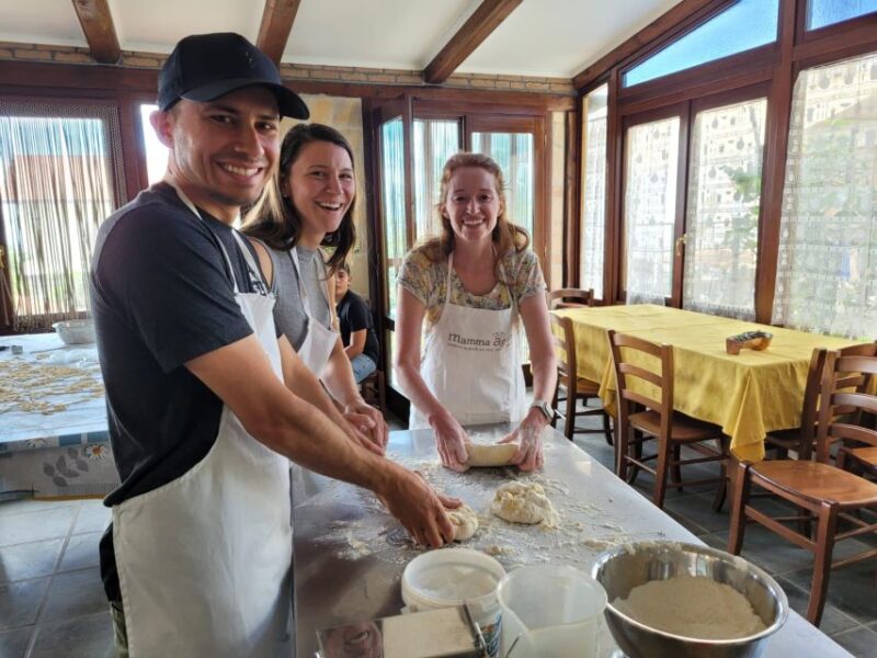 Amalfi: Make tagliatelle, mozzarella and tiramisù - Sitting Down to a Farm-Fresh Feast