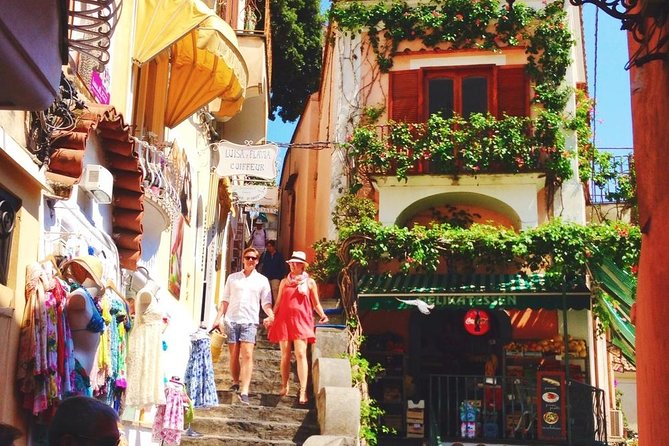 Amalfi, Positano & Ravello small group tour from Sorrento with lunch - Departure and Group Size for a Personalized Experience