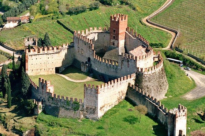 Amarone-Soave wine tour. Visit Verona. From Venice - Food and Wine: Tasting Highlights