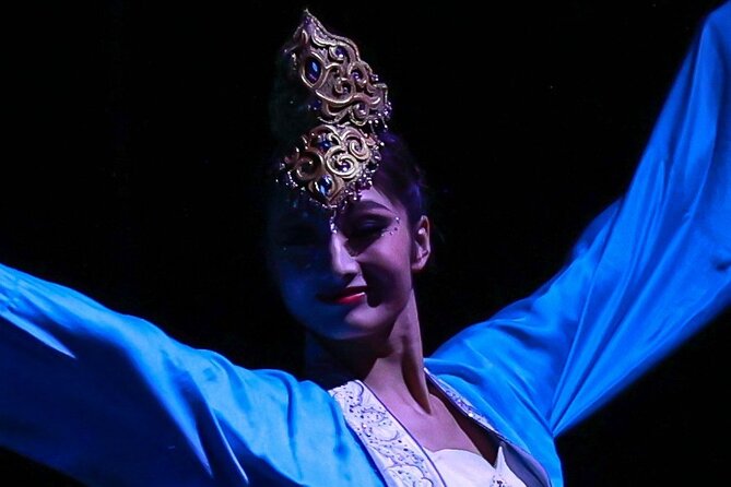 Amazing Acrobats: Grand Shanghai Circus Show in Branson - The Grand Shanghai Theatre: The Venue for Amazing Acrobatics