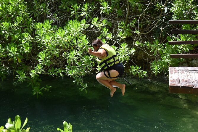 Amazing adventure in 3 cenotes with transportation - Enjoying a Traditional Mayan Snack