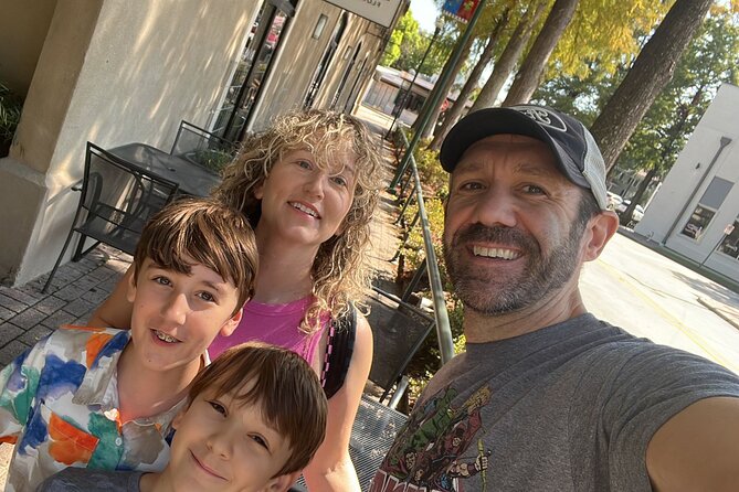 Amazing Arlington (TX) Scavenger Hunt - The Experience in Action: Clues, Challenges, and Local Secrets