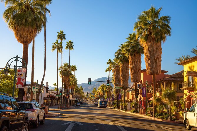 Amazing Bar Crawl in Palm Springs - How the App Guides You Through Palm Springs Landmarks