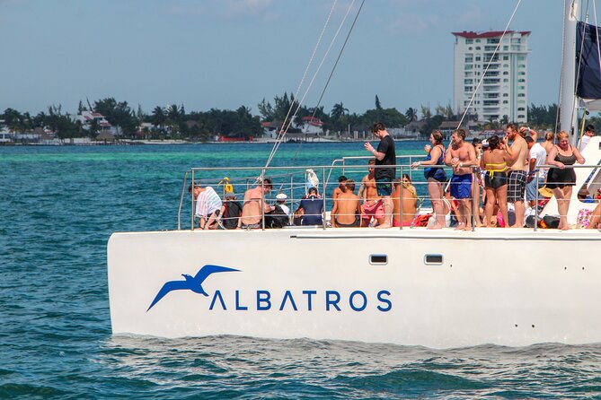 Amazing Catamaran Party + Beach Club - Only Adults from Cancún - Key Points